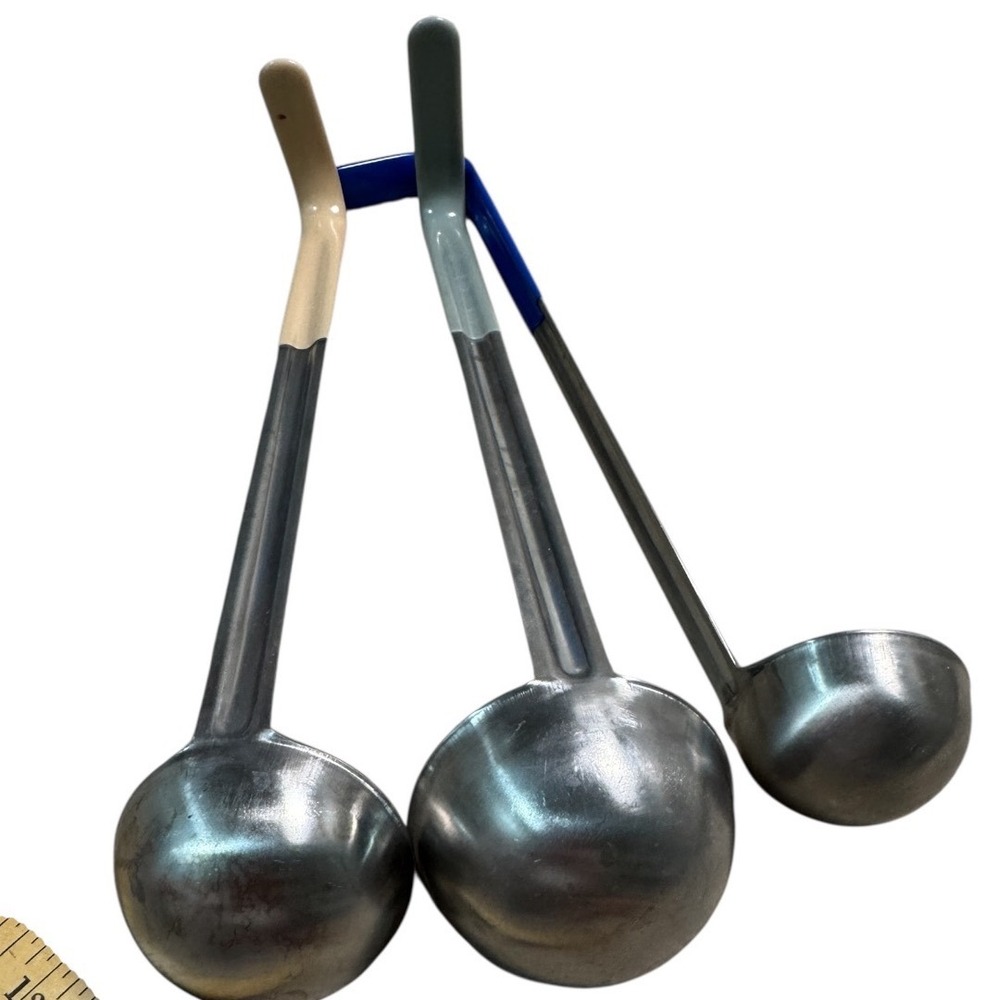 3 Bakers &Chefs Stainless Ladles 2, 3,‎ &4oz Color Coded Handles 113091 a,b&c